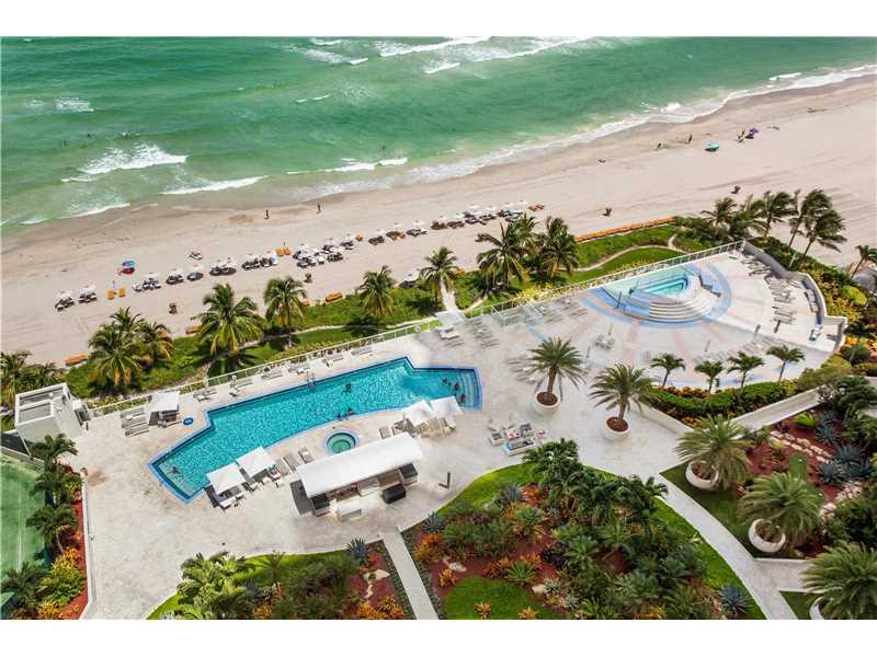 19111Collins Ave, Sunny Isles Beach, FL 33160