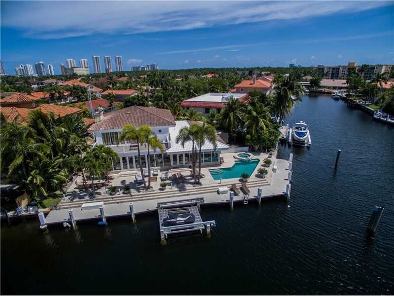 16480 Northeast 30th Ave, North Miami Beach, FL 33160