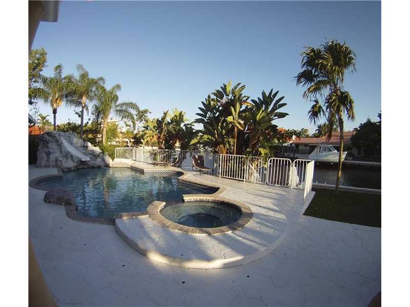 3404 Northeast 167th St, North Miami Beach, FL 33160