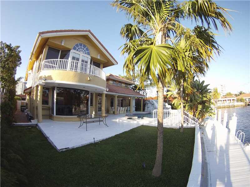 3404 Northeast 167th St, North Miami Beach, FL 33160