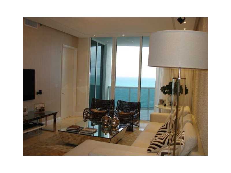 15811Collins Ave, Sunny Isles Beach, FL 33160