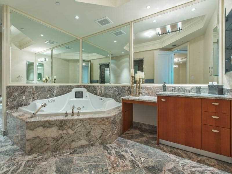 16047Collins Ave, Sunny Isles Beach, FL 33160