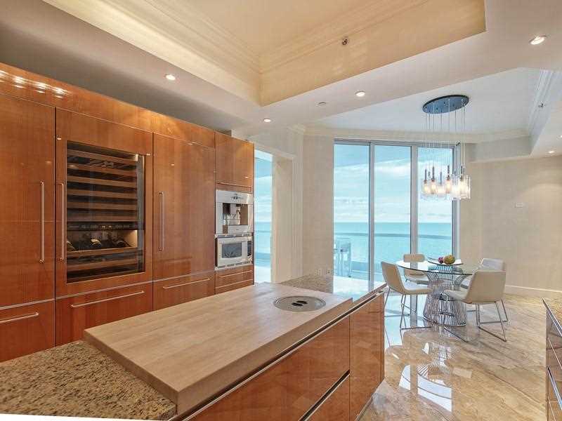 16047Collins Ave, Sunny Isles Beach, FL 33160