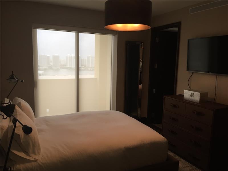 17749COLLINS AVE, Sunny Isles Beach, FL 33160