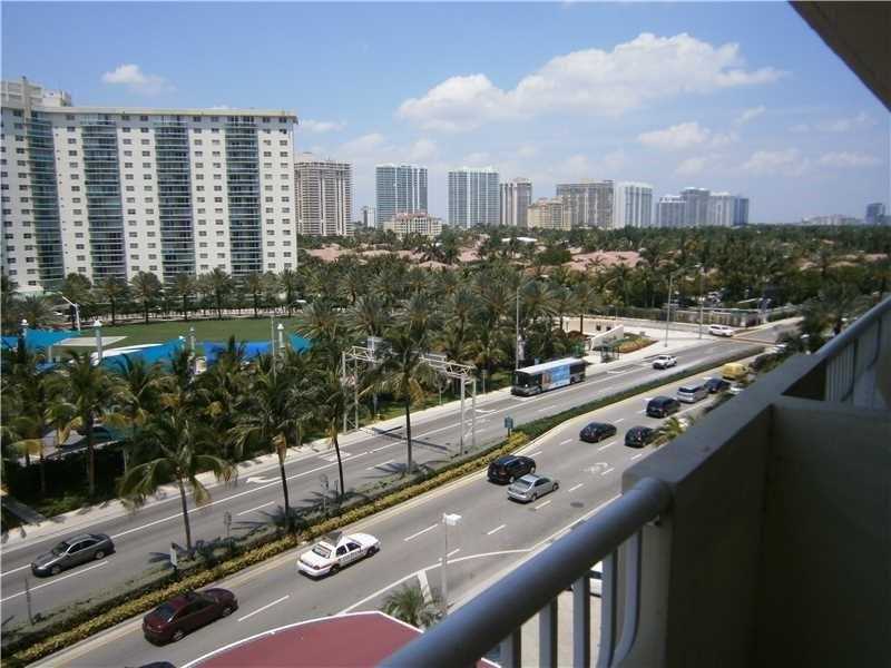 19201Collins Ave, Sunny Isles Beach, FL 33160