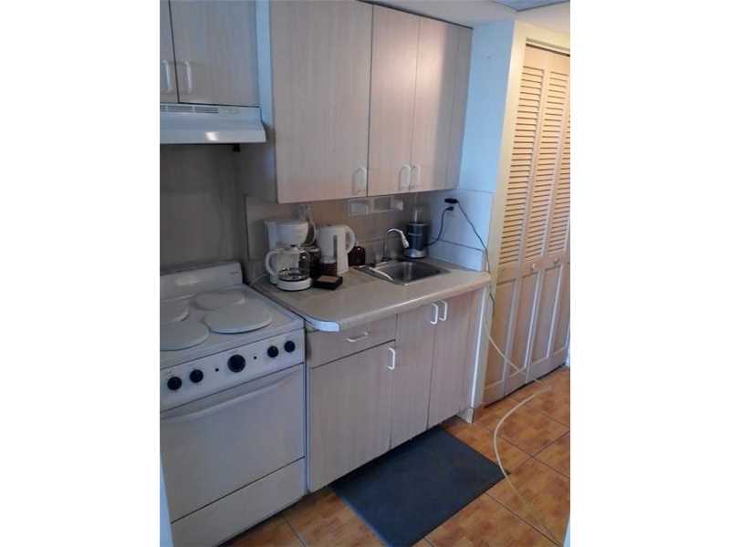 19201Collins Ave, Sunny Isles Beach, FL 33160