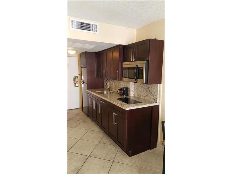 19201Collins Ave, Sunny Isles Beach, FL 33160