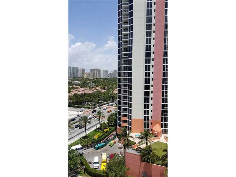 19201Collins Ave, Sunny Isles Beach, FL 33160