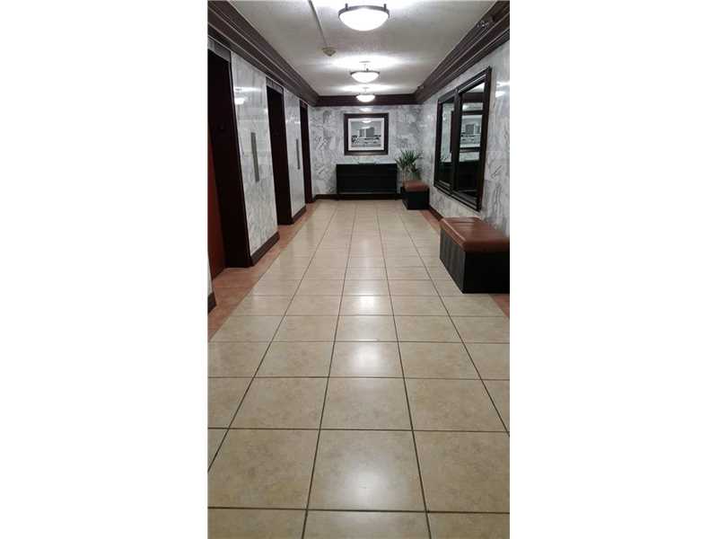19201Collins Ave, Sunny Isles Beach, FL 33160