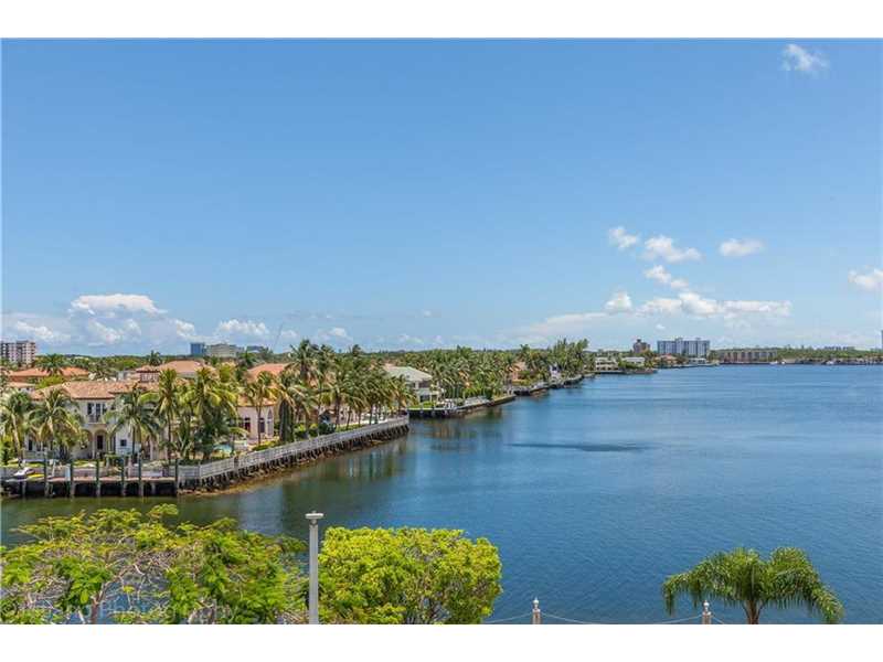 3030Marcos Dr, Aventura, FL 33160
