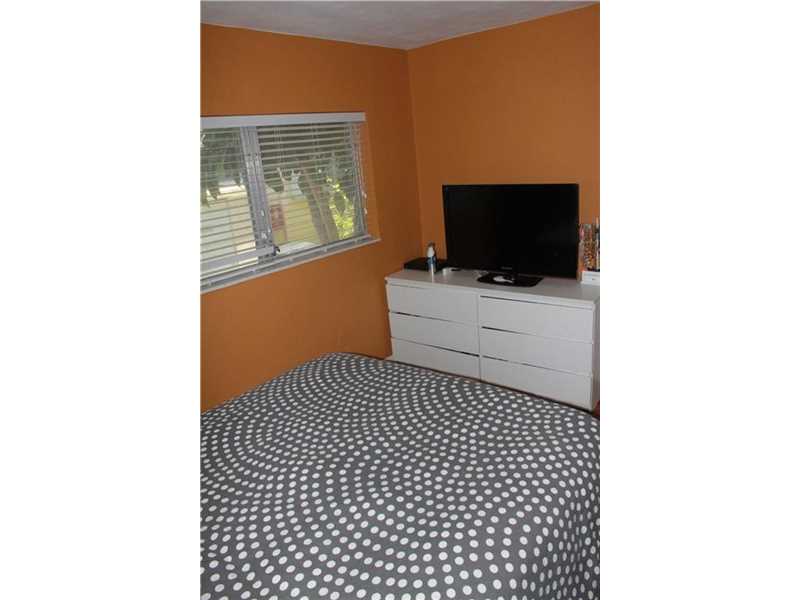 3751 Northeast 170th St, North Miami Beach, FL 33160