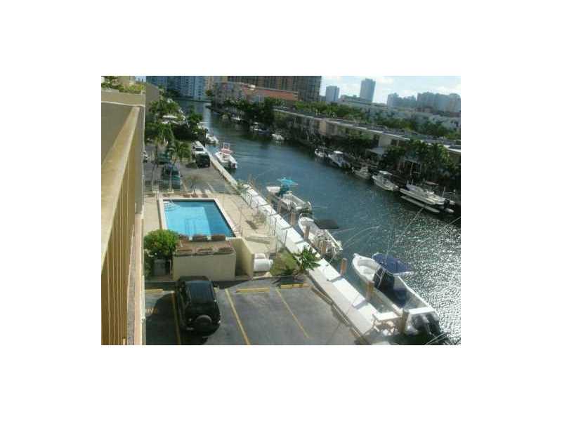 3770 Northeast 171stST, North Miami Beach, FL 33160