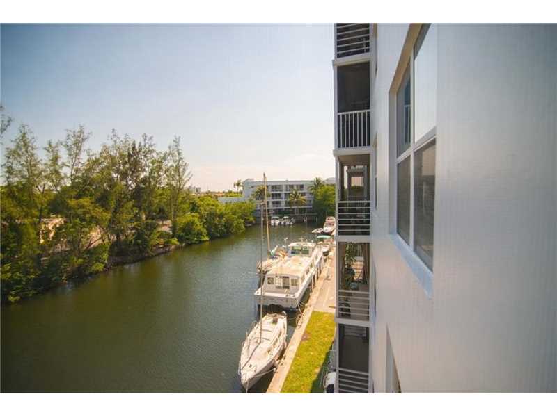 3660 Northeast 166th St, North Miami Beach, FL 33160