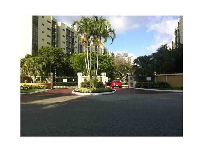 17021 North Bay Rd, Sunny Isles Beach, FL 33160