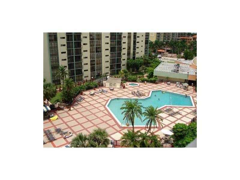 17021 North Bay Rd, Sunny Isles Beach, FL 33160