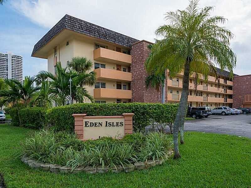3725 Northeast 169th St, North Miami Beach, FL 33160