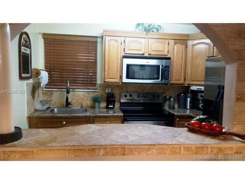 645 Northeast 121st St, North Miami, FL 33161