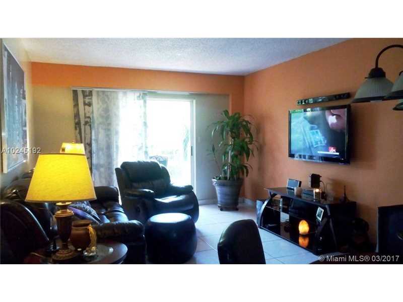 645 Northeast 121st St, North Miami, FL 33161