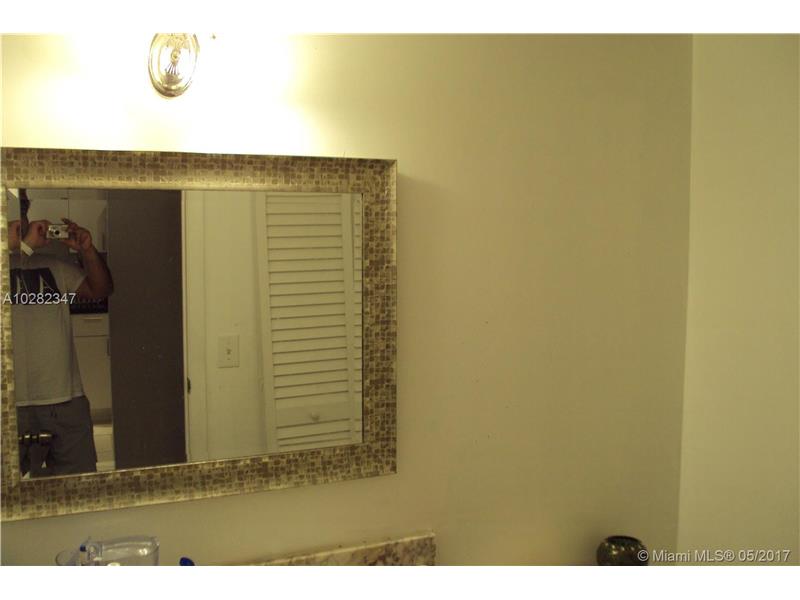 1470 Northeast 125th Ter, North Miami, FL 33161