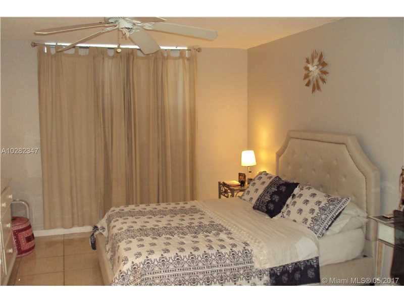 1470 Northeast 125th Ter, North Miami, FL 33161