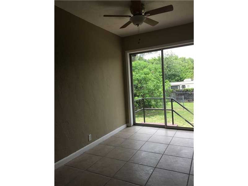 445 NE 135 ST, North Miami, FL 33161
