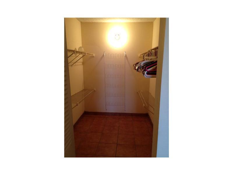 1250 Northeast 125th St, North Miami, FL 33161