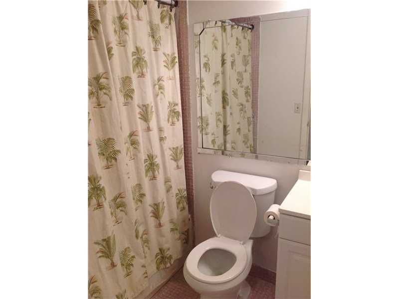 2025 Northeast 164th St, North Miami Beach, FL 33162