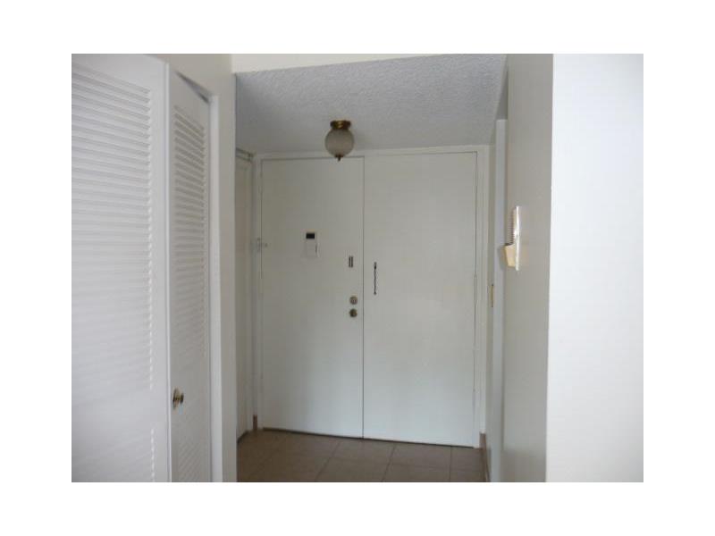 16751 Northeast 9th Ave, North Miami Beach, FL 33162