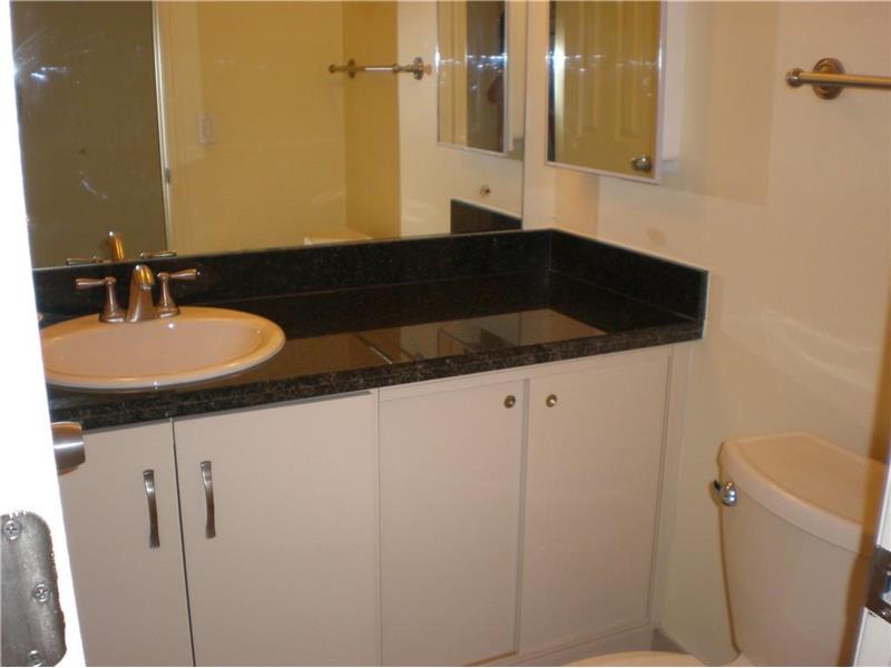 1460 Northeast 169th St, North Miami Beach, FL 33162