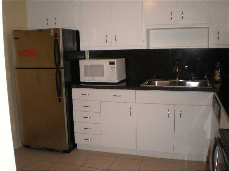 1460 Northeast 169th St, North Miami Beach, FL 33162