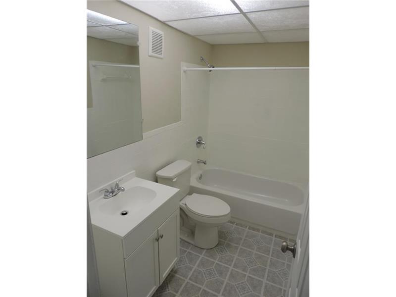 1530 Northeast 151st St, North Miami Beach, FL 33162
