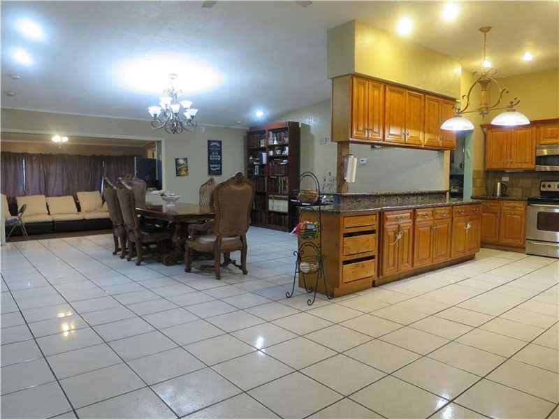 17520 Northeast 7th Ct, Miami, FL 33162