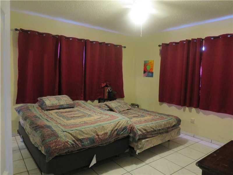17520 Northeast 7th Ct, Miami, FL 33162