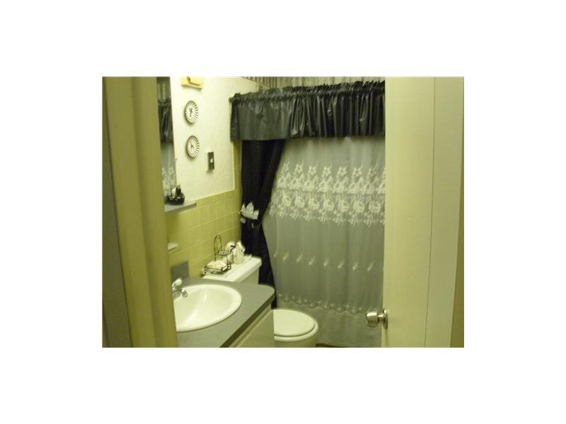 1550 Northeast 151st St, North Miami Beach, FL 33162