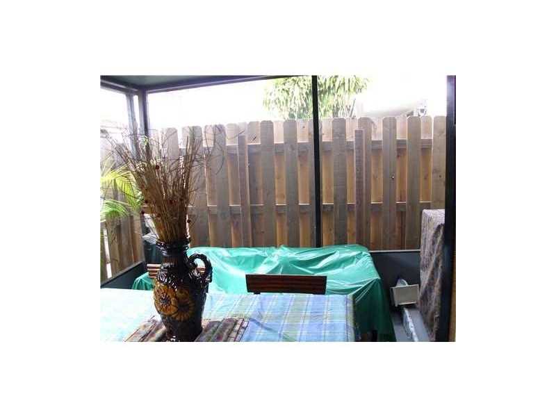 1550 Northeast 151st St, North Miami Beach, FL 33162