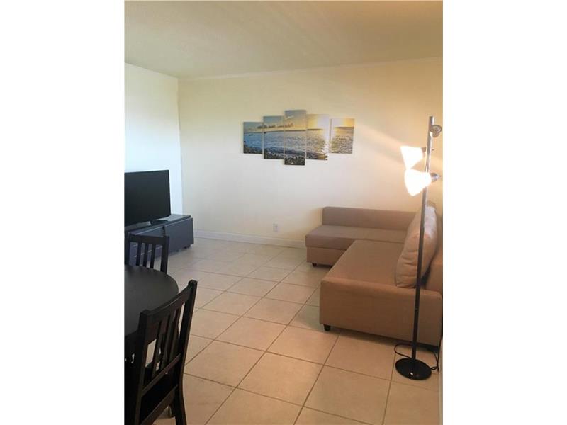 1430 Northeast 170th St, North Miami Beach, FL 33162