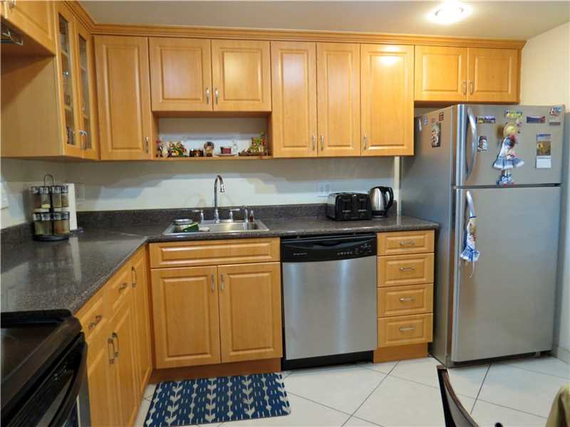 2821 N Miami Beach Blvd, North Miami Beach, FL 33162