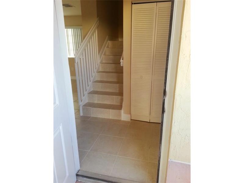 2092 Northeast 167 ST, North Miami Beach, FL 33162