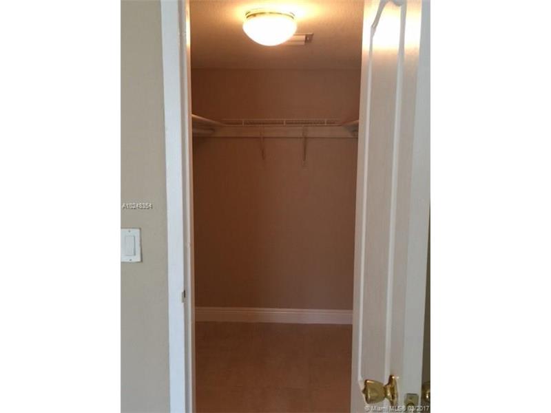 4920 Northwest 79th Ave, Doral, FL 33166