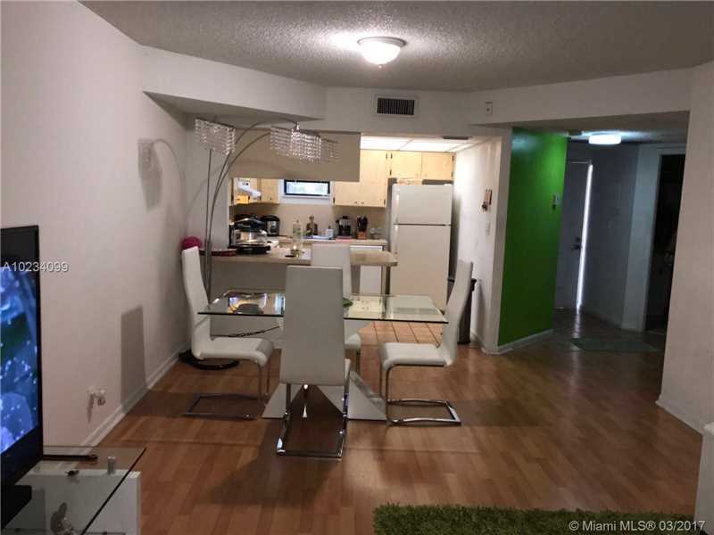 8290Lake Drive, Miami, FL 33166