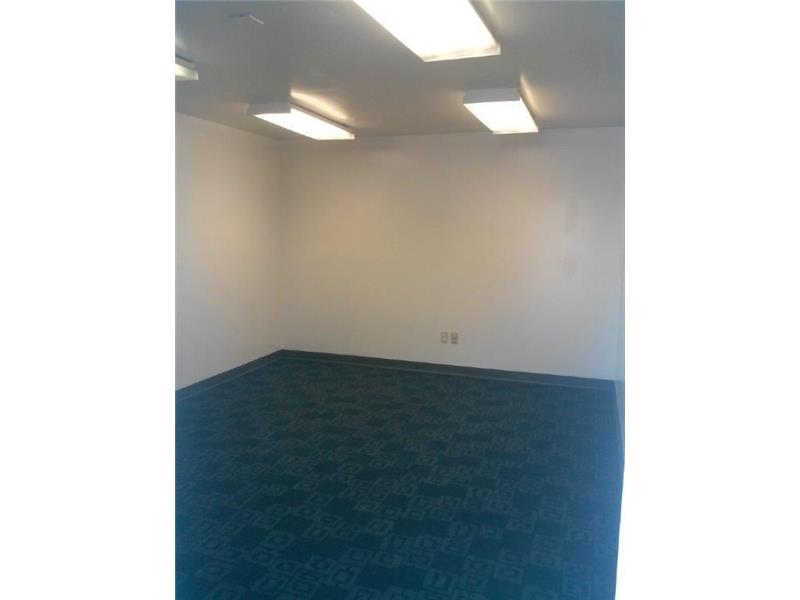 8300 Northwest 74 AV, Medley, FL 33166