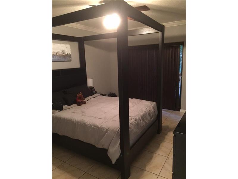 8100Geneva Ct, Doral, FL 33166