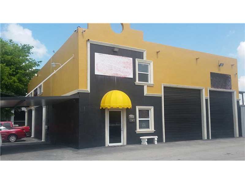 8421 Northwest 70th St, Miami, FL 33166