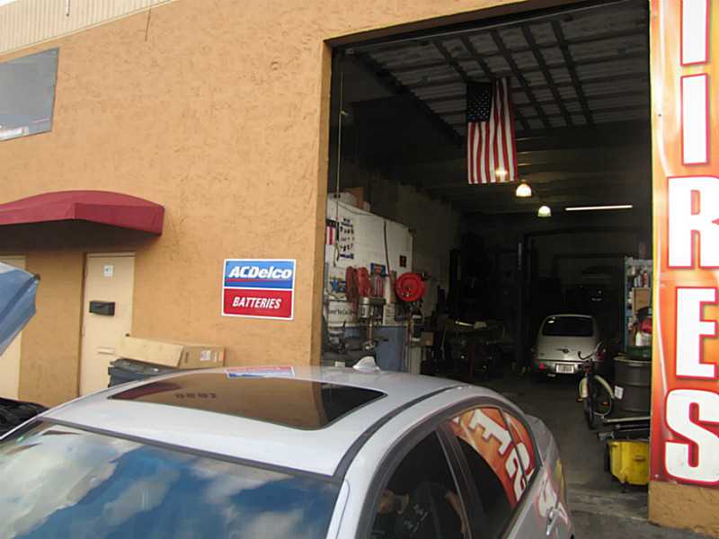 8640 Northwest 66, Doral, FL 33166