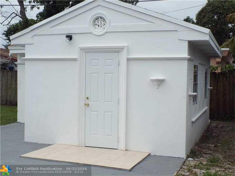 1154 NW 116th St, Miami, FL 33168