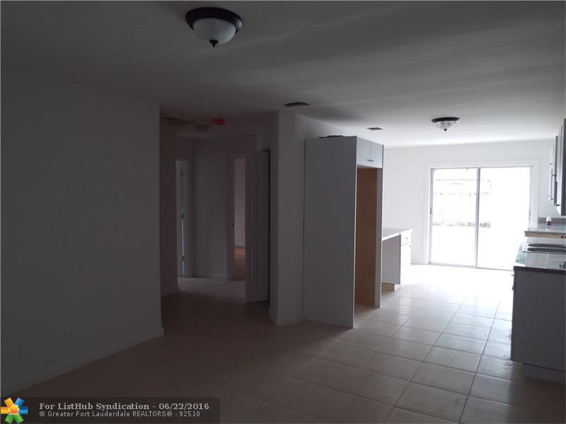 1154 NW 116th St, Miami, FL 33168
