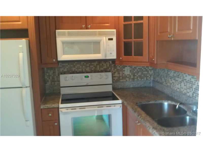 498 Northwest 165th Street Rd, Miami, FL 33169