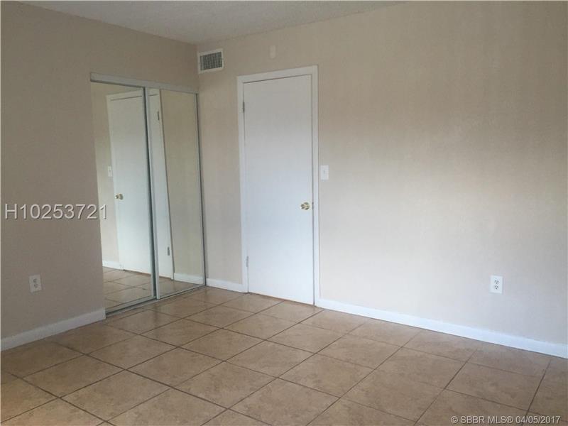 301 Northwest 177th St, Miami Gardens, FL 33169