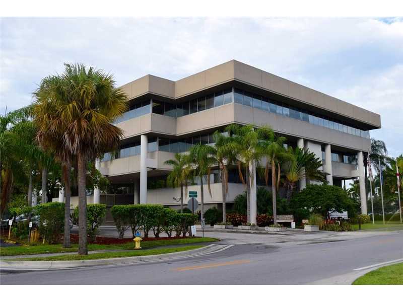 290 Northwest 165th St, Miami, FL 33169