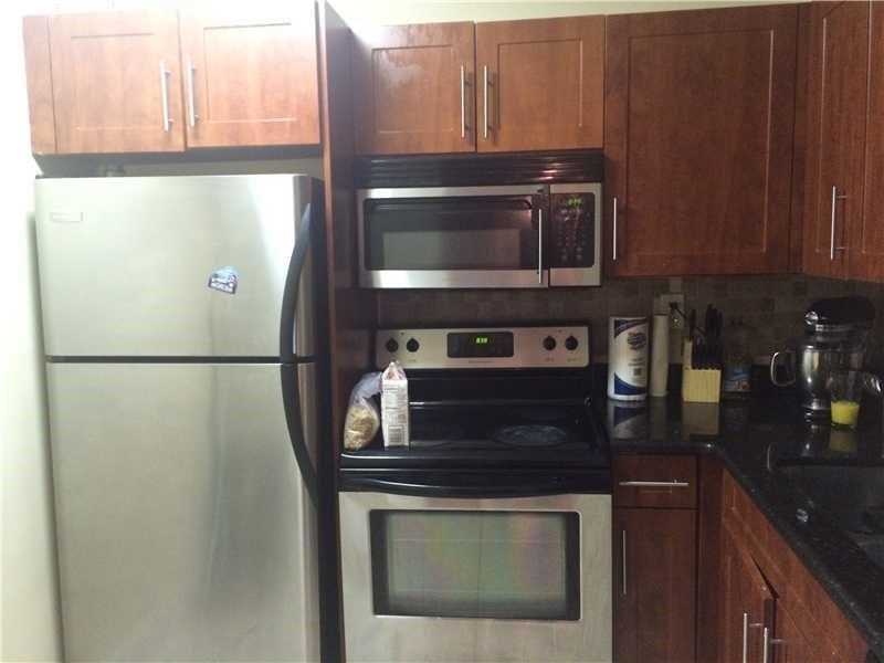 492 Northwest 165th Street Rd, Miami, FL 33169